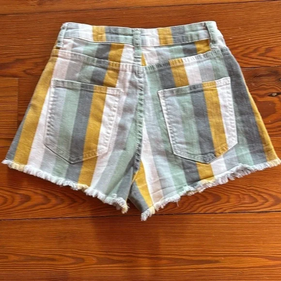 Altar'd State Girls Shorts W/Stripes White Gold Blue Green Gray Frayed Size XS - Picture 7 of 10